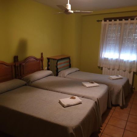 Hotel Torres de Albarracín Exteriör bild