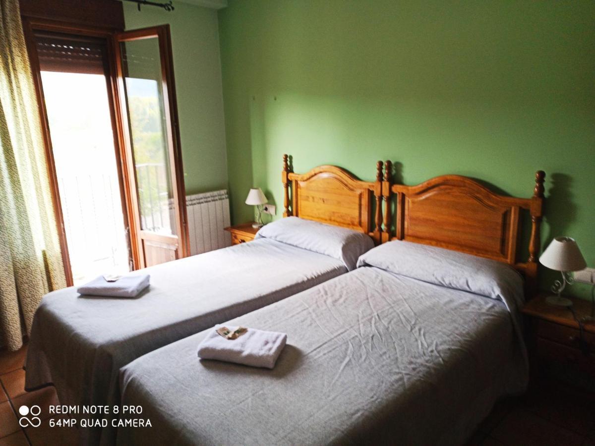 Hotel Torres de Albarracín Exteriör bild